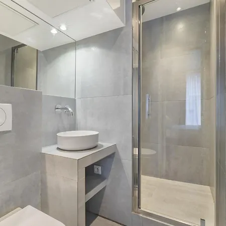 Apartment Rue Charlot Le Marais Paris