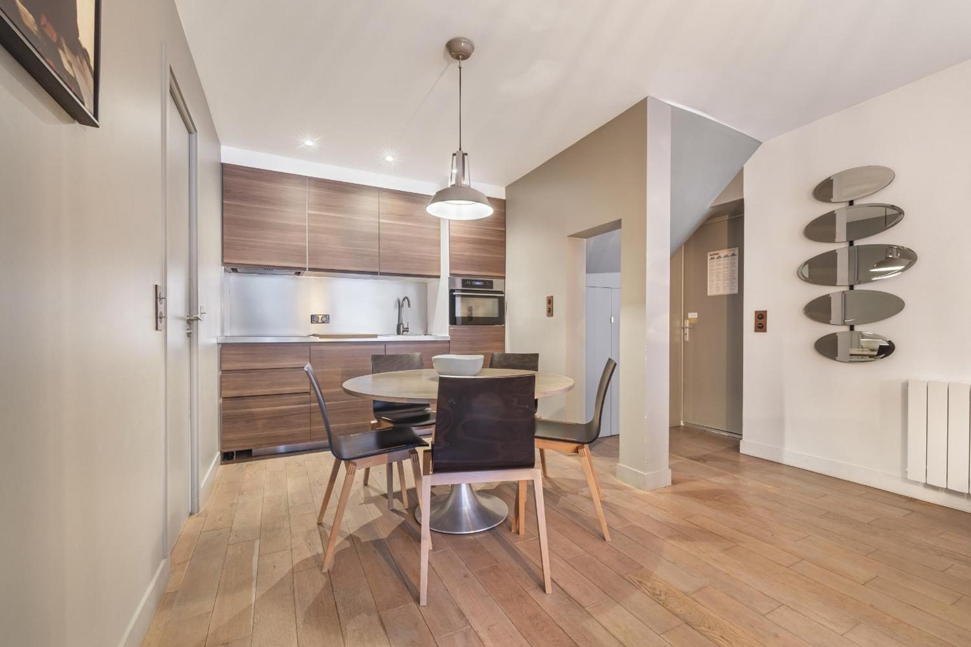 Apartment Rue Charlot Le Marais Paris